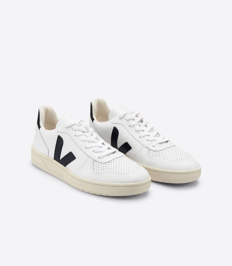 Zapatillas Veja V-10 Cuero Hombre Blancas Negras | 18504-VLTZ